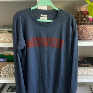 Thread & Supply MIDWEST long sleeve lightweight sweatshirt. Size large.